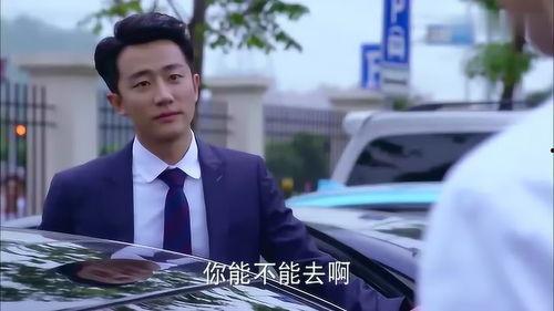 女朋友说吃瓜看戏,共赏戏中人生