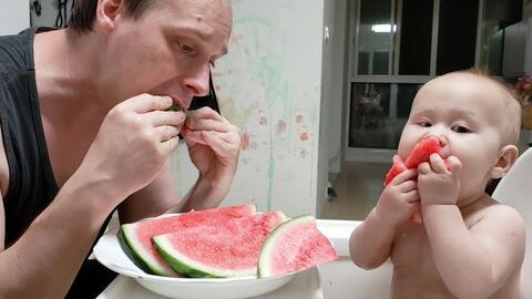 孩子打架爸爸吃瓜,一场家庭教育的反思