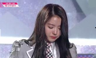 韩国女星吃瓜视频,吃瓜视频揭秘幕后生活瞬间